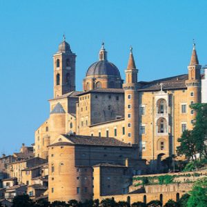 Tour of the Marche and Abruzzo: Abbeys, medieval towns and historical villages