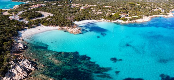 Crystal clear sea, white beaches and 8000 years of history - Image 2