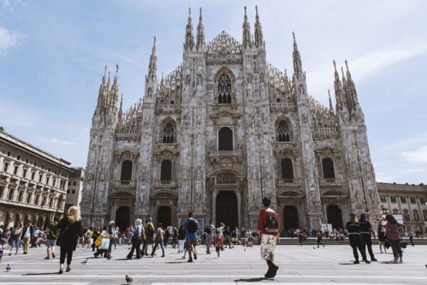 Milan special shopping tour: ladies' best choice! - Image 2