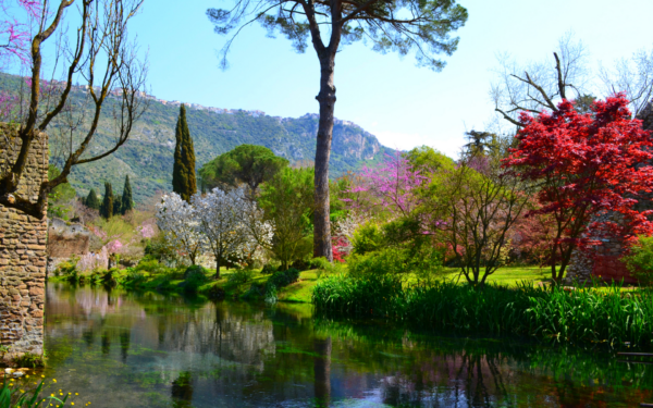 Ninfa Oasis: the most beautiful garden in the world