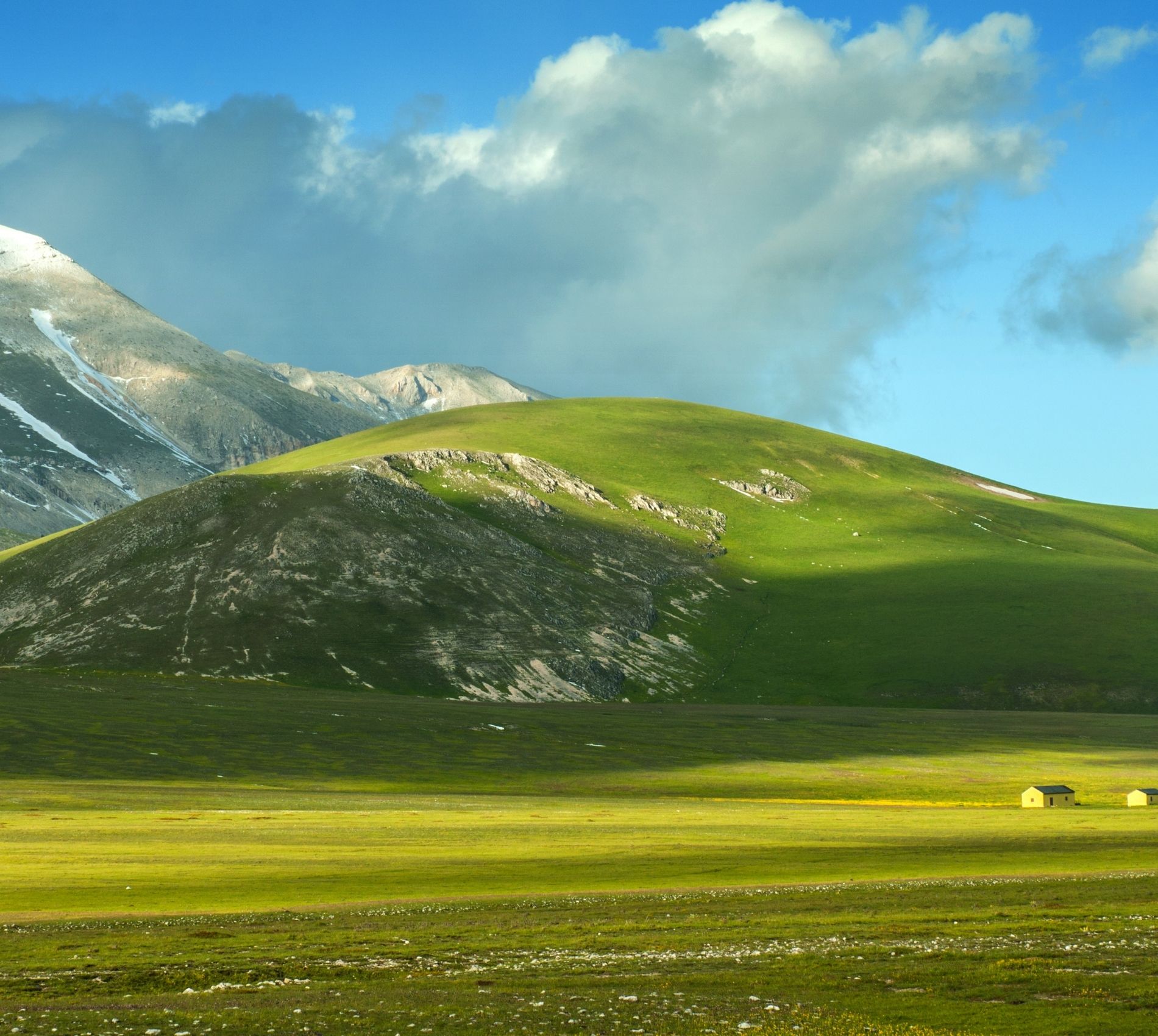 Campo Imperatore and L'Aquila - Gadis Italia - Tour Operator