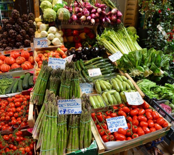 Bologna - The city market "Mercato di Mezzo" - Image 2