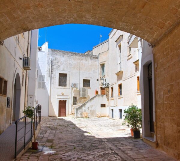 The atmosphere of a real apulian Masseria - Image 2