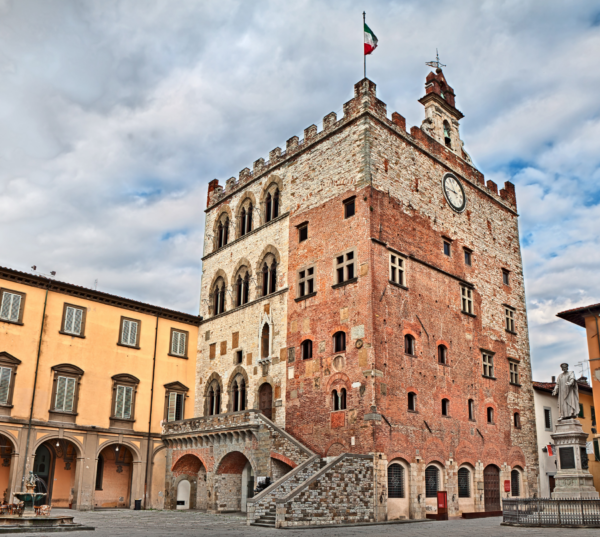 Prato - The fascinating step sister - Image 3