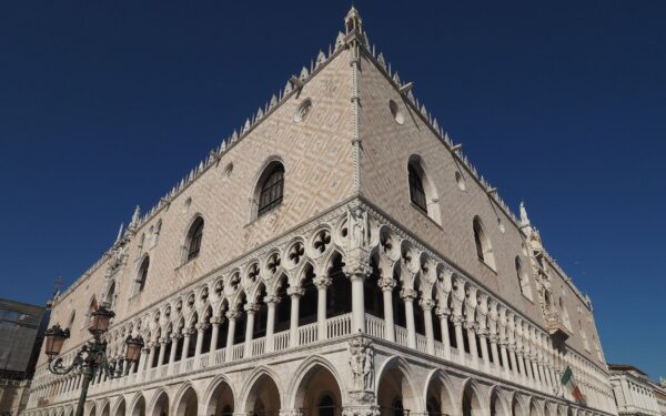 Die neuesten Trends der Architektur auf der Biennale von Venedig